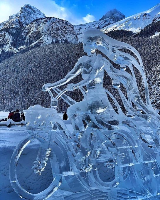 Eiszauberfestival in Lake Louise, Alberta, Kanada